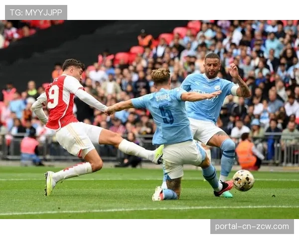 英超冬窗转会市场盘点，曼城豪购格伊维拉迎回旧将